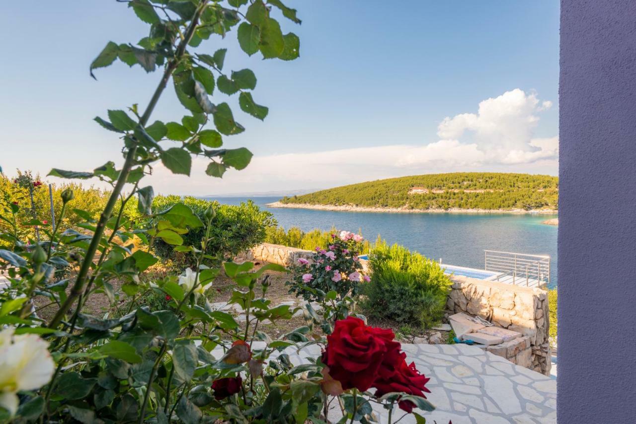 Villa Beleca ฮวาร์ ภายนอก รูปภาพ